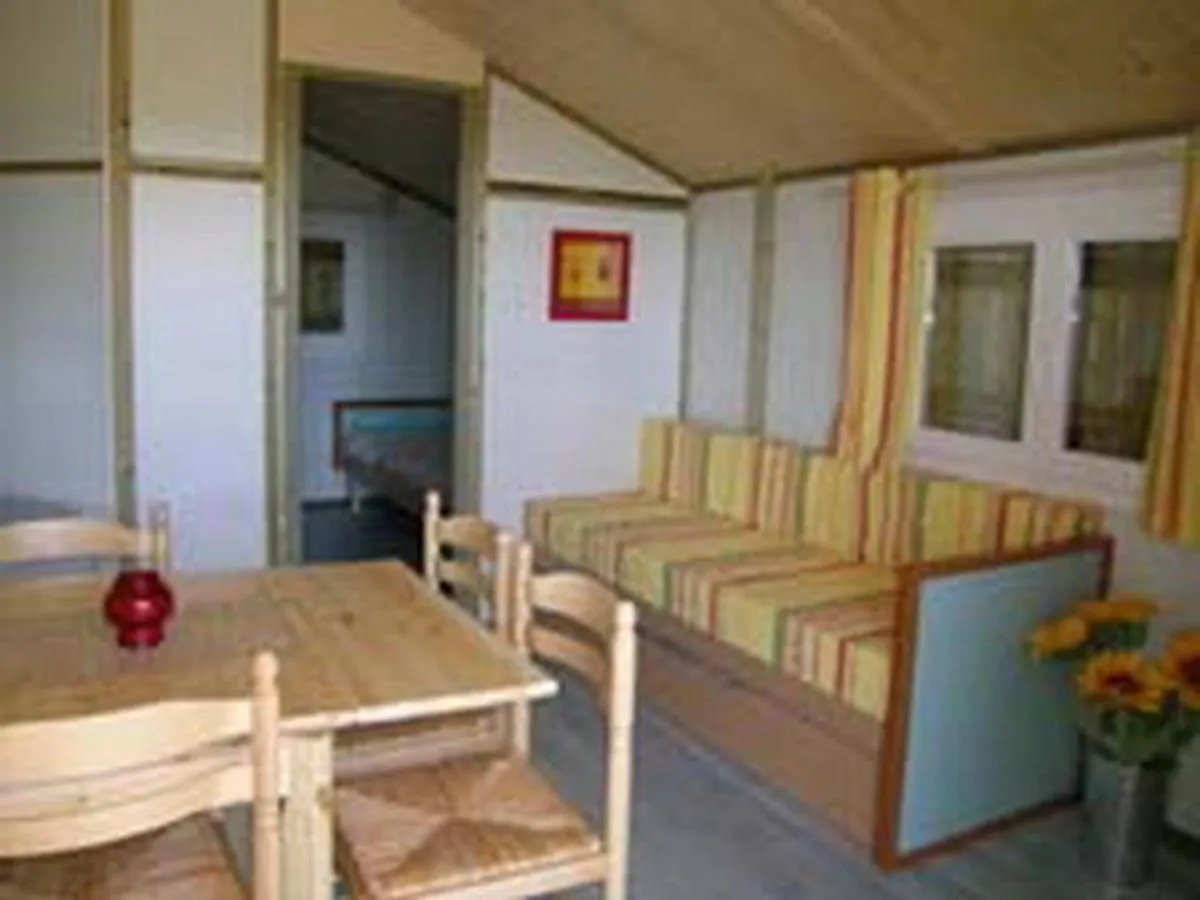 Chalet Familial Avec Piscine Et Animaux, 5 Pers., Terrasse Couverte, Proche De Montlucon Et Gannat - Fr-1-489-314 Echassieres 0*,  Frankrijk